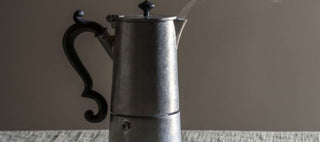 Rivivi l'arte del caffè con cialde Illy, miscela arabica e capsule iperespresso. Un viaggio sensoriale unico. Acquista ora su SHOPDECOR®