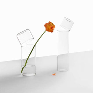 Ichendorf Attesa vaso medio h. 34 cm. by Denis Guidone - Acquista ora su ShopDecor - Scopri i migliori prodotti firmati ICHENDORF design