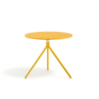 Pedrali Nolita 5453 tavolino con piano diam.60 cm. Pedrali Giallo GI100 - Acquista ora su ShopDecor - Scopri i migliori prodotti firmati PEDRALI design