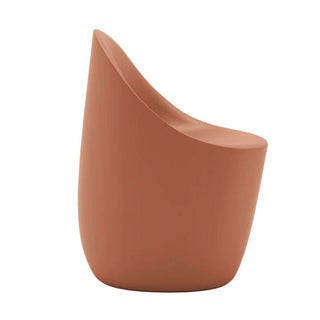 Qeeboo Cobble Chair sedia in polietilene riciclabile - Acquista ora su ShopDecor - Scopri i migliori prodotti firmati QEEBOO design
