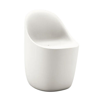 Qeeboo Cobble Chair sedia in polietilene riciclabile Qeeboo Bianco caldo - Acquista ora su ShopDecor - Scopri i migliori prodotti firmati QEEBOO design