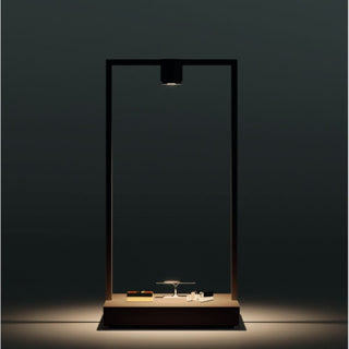 Artemide Curiosity 36 lampada da tavolo portatile LED marrone/nero h. 36 cm. Acquista i prodotti di ARTEMIDE su Shopdecor