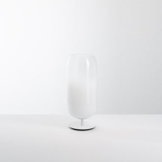 Artemide Gople Mini lampada da tavolo con struttura bianca Acquista i prodotti di ARTEMIDE su Shopdecor