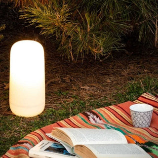 Artemide Gople Portable lampada da tavolo portatile LED bianco Acquista i prodotti di ARTEMIDE su Shopdecor