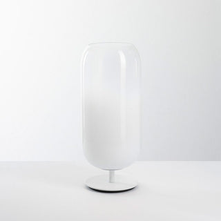 Artemide Gople lampada da tavolo con struttura bianca Acquista i prodotti di ARTEMIDE su Shopdecor