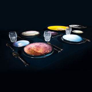 Diesel with Seletti Cosmic Diner Plutone piatto piano diam. 26 cm. - Acquista ora su ShopDecor - Scopri i migliori prodotti firmati DIESEL LIVING WITH SELETTI design