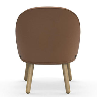Normann Copenhagen Ace sedia lounge imbottita in pelle con struttura in rovere - Acquista ora su ShopDecor - Scopri i migliori prodotti firmati NORMANN COPENHAGEN design