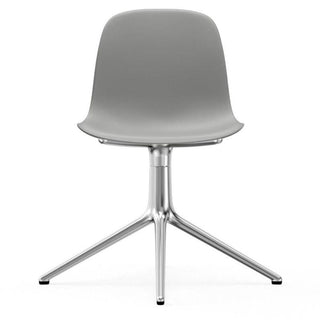 Normann Copenhagen Form sedia girevole in polipropilene con 4 gambe alluminio - Acquista ora su ShopDecor - Scopri i migliori prodotti firmati NORMANN COPENHAGEN design