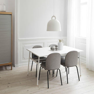 Normann Copenhagen Union tavolo con piano laminato 140x90 cm. e gambe in acciaio - Acquista ora su ShopDecor - Scopri i migliori prodotti firmati NORMANN COPENHAGEN design