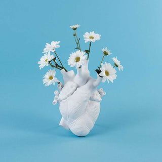 Seletti Love In Bloom vaso cuore bianco in porcellana - Acquista ora su ShopDecor - Scopri i migliori prodotti firmati SELETTI design