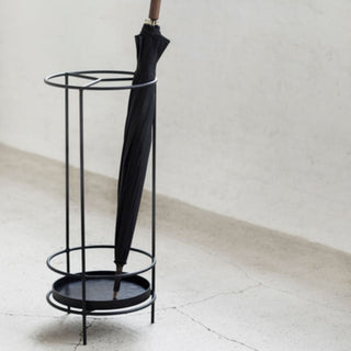 Serax Metal Sculptures Ella portaombrelli nero Acquista i prodotti di SERAX su Shopdecor