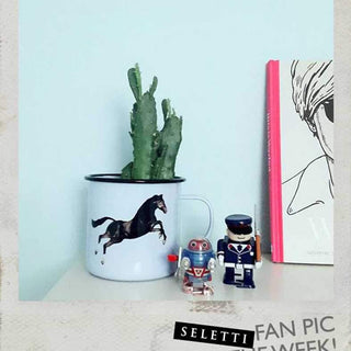 Seletti Toiletpaper mug azzurro canarino - Acquista ora su ShopDecor - Scopri i migliori prodotti firmati TOILETPAPER HOME design