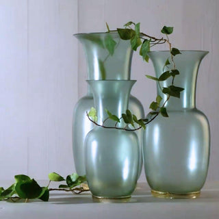 Venini Satin 706.24 vaso satinato verde rio/cristallo foglia oro h. 42 cm. - Acquista ora su ShopDecor - Scopri i migliori prodotti firmati VENINI design