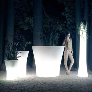 Vondom Bones vaso h.220 cm LED bianco luminoso by L & R Palomba Acquista i prodotti di VONDOM su Shopdecor