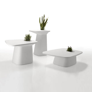 Vondom Noma tavolo medio bianco by Javier Mariscal Acquista i prodotti di VONDOM su Shopdecor